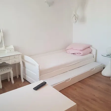 3 Bedrooms Apart Appartement *
